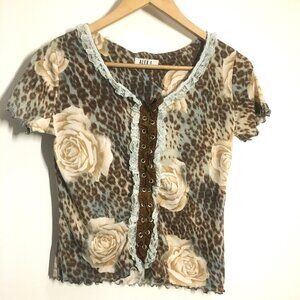 Alex (E) Paris rose pattern top, size small